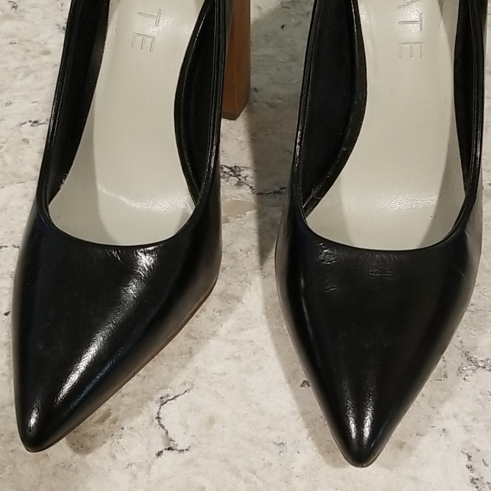 Pointed toe Black High Heels